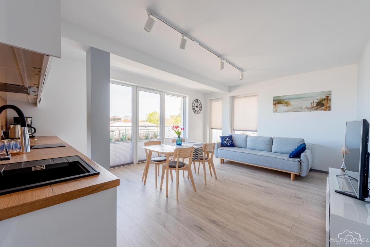 Horyzont Apartamenty - Kapitanski Mostek- Blisko Portu- Sniadania Kolobrzeg Ngoại thất bức ảnh