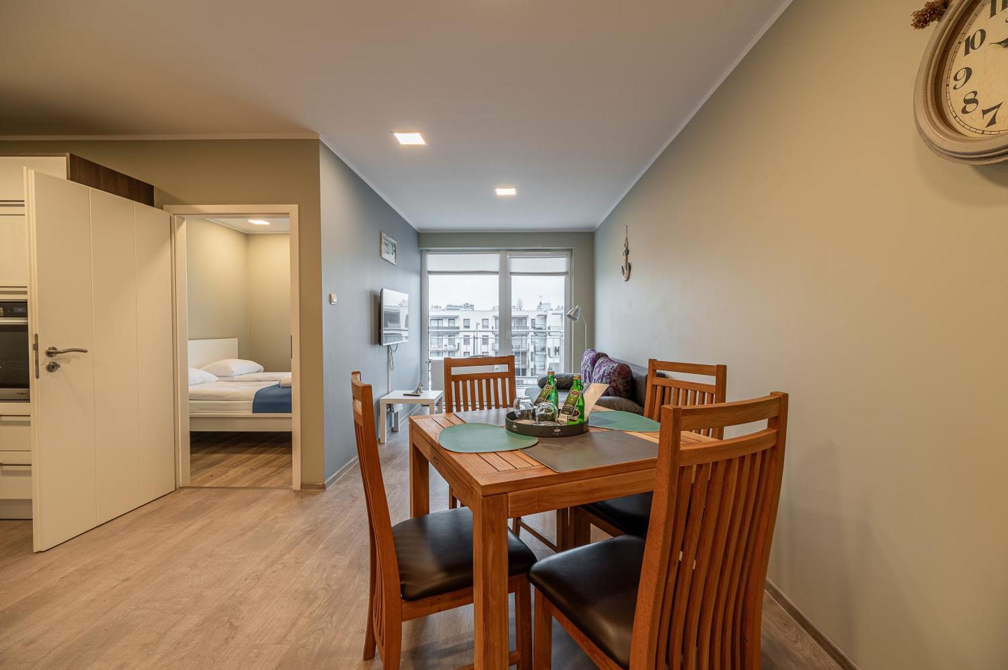 Horyzont Apartamenty - Kapitanski Mostek- Blisko Portu- Sniadania Kolobrzeg Ngoại thất bức ảnh