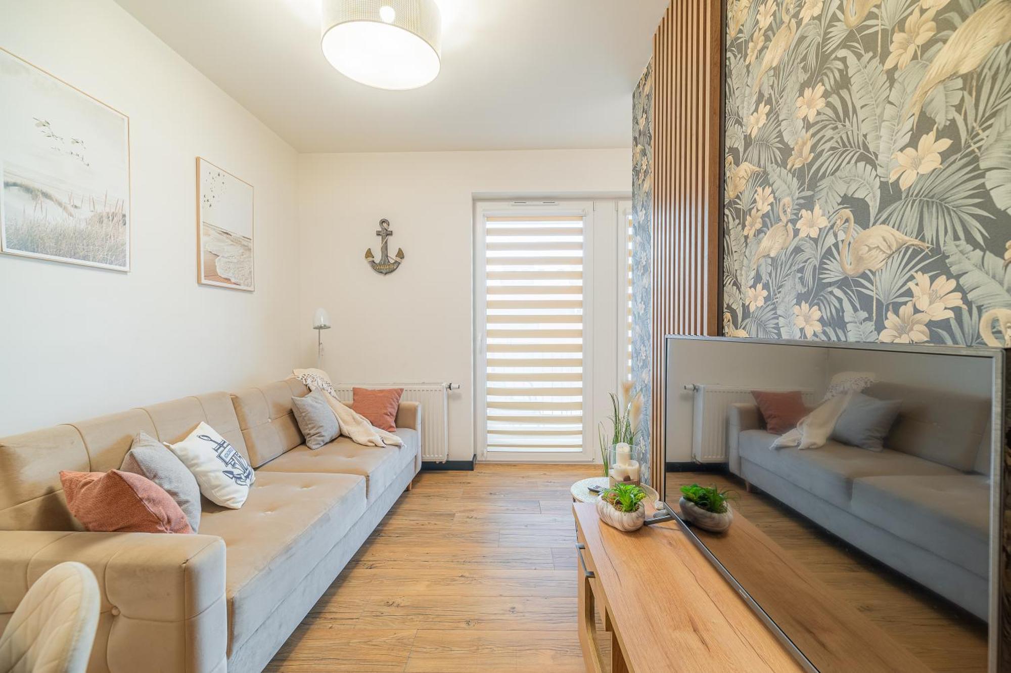 Horyzont Apartamenty - Kapitanski Mostek- Blisko Portu- Sniadania Kolobrzeg Ngoại thất bức ảnh