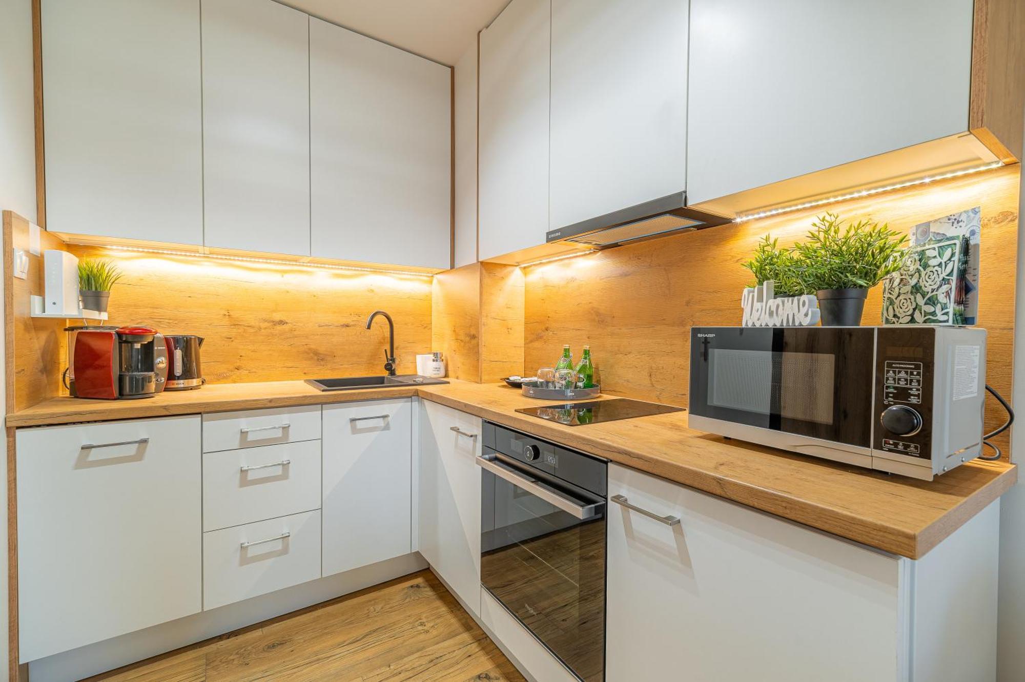 Horyzont Apartamenty - Kapitanski Mostek- Blisko Portu- Sniadania Kolobrzeg Ngoại thất bức ảnh