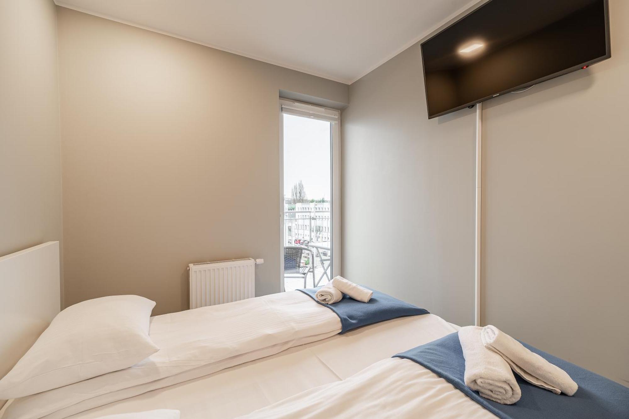 Horyzont Apartamenty - Kapitanski Mostek- Blisko Portu- Sniadania Kolobrzeg Ngoại thất bức ảnh