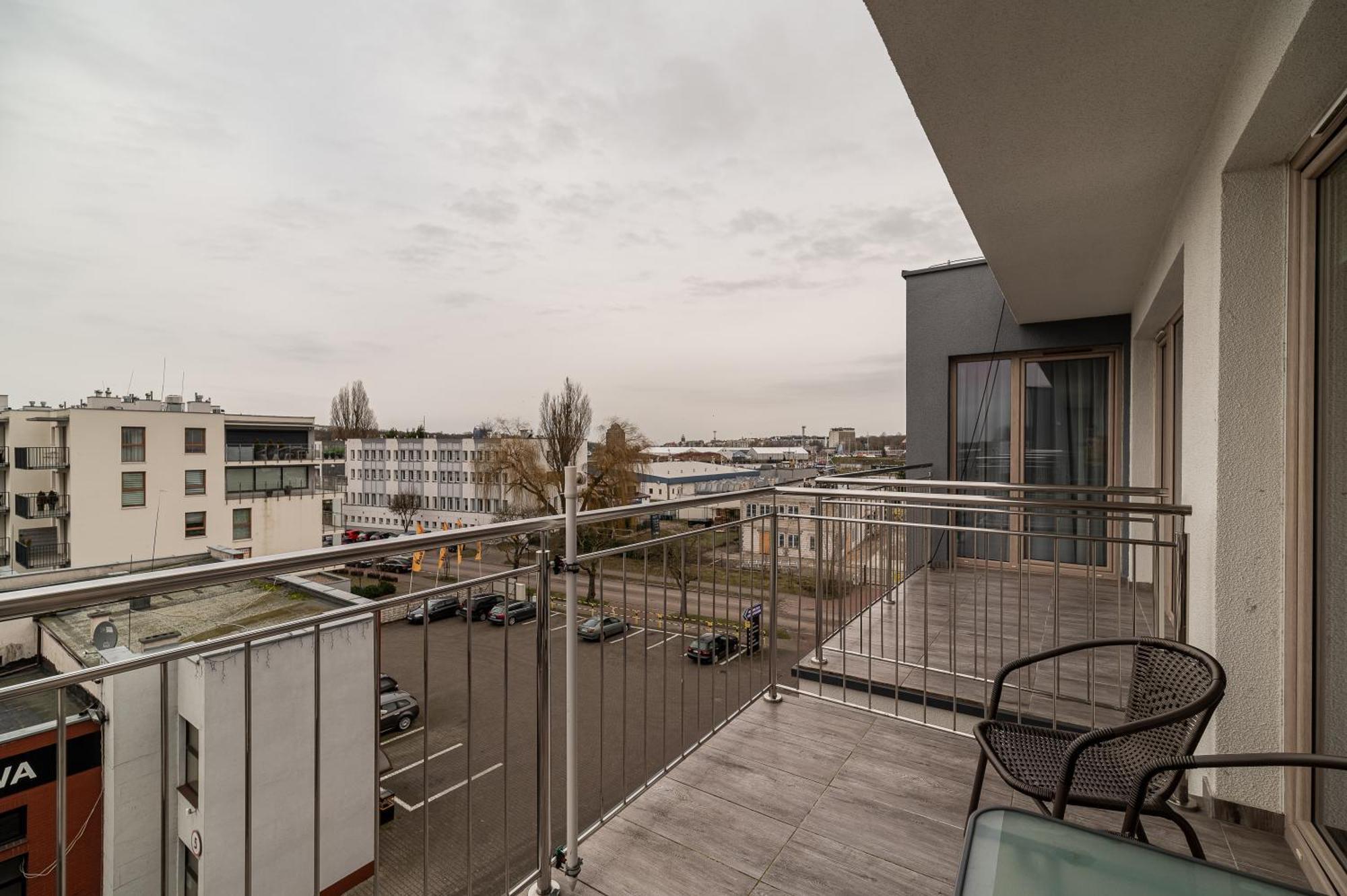 Horyzont Apartamenty - Kapitanski Mostek- Blisko Portu- Sniadania Kolobrzeg Ngoại thất bức ảnh