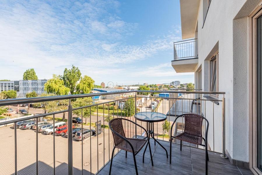 Horyzont Apartamenty - Kapitanski Mostek- Blisko Portu- Sniadania Kolobrzeg Ngoại thất bức ảnh