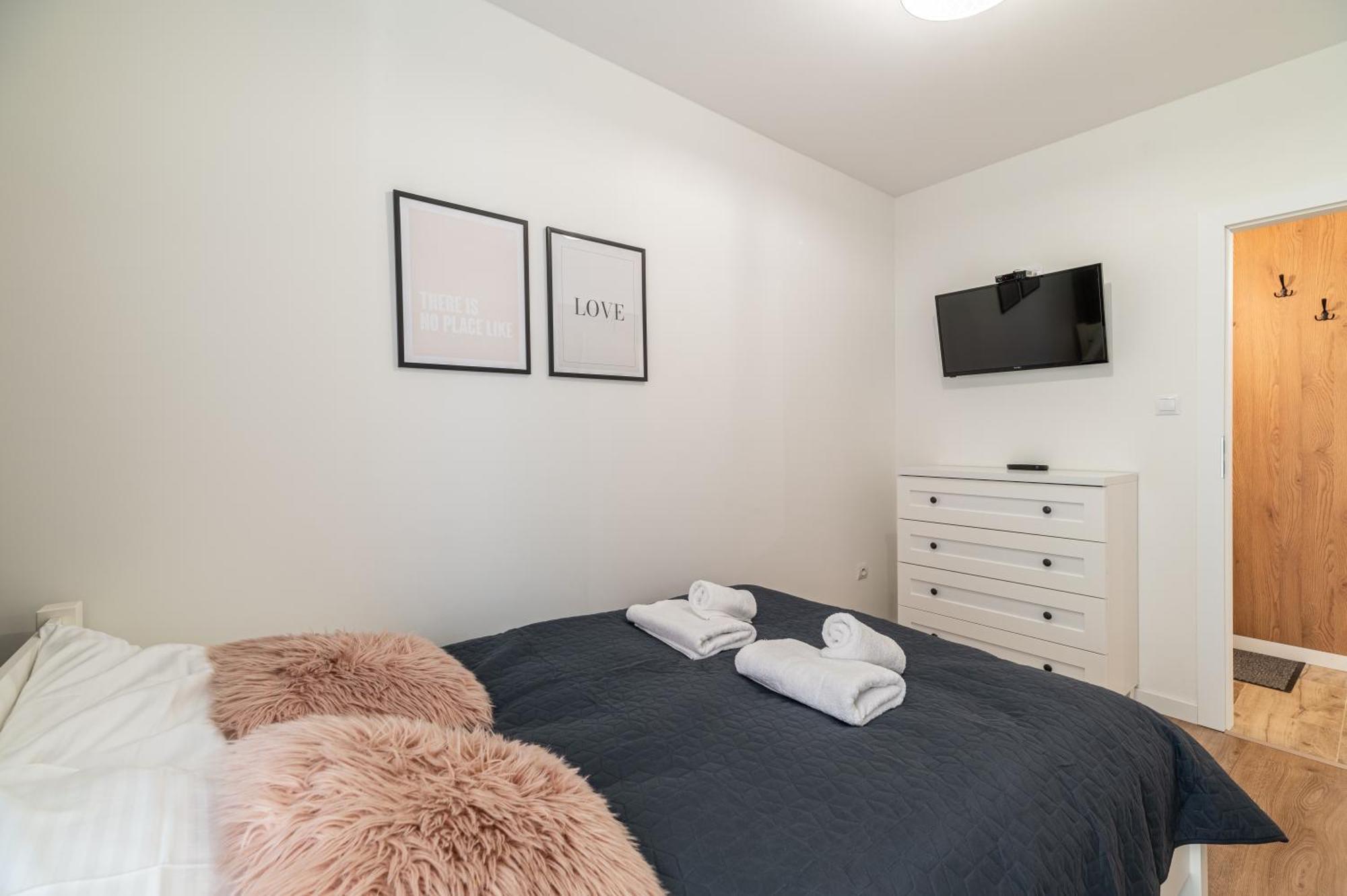 Horyzont Apartamenty - Kapitanski Mostek- Blisko Portu- Sniadania Kolobrzeg Ngoại thất bức ảnh