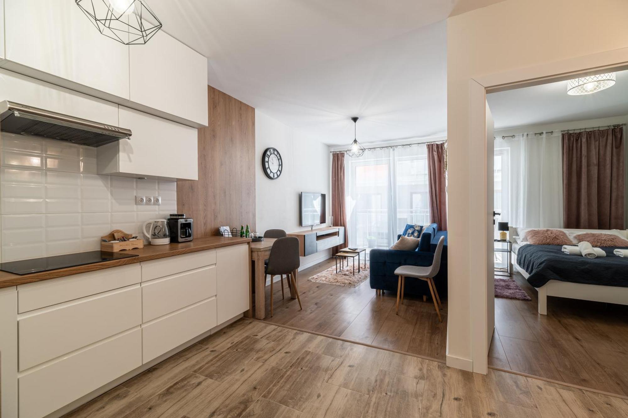 Horyzont Apartamenty - Kapitanski Mostek- Blisko Portu- Sniadania Kolobrzeg Ngoại thất bức ảnh